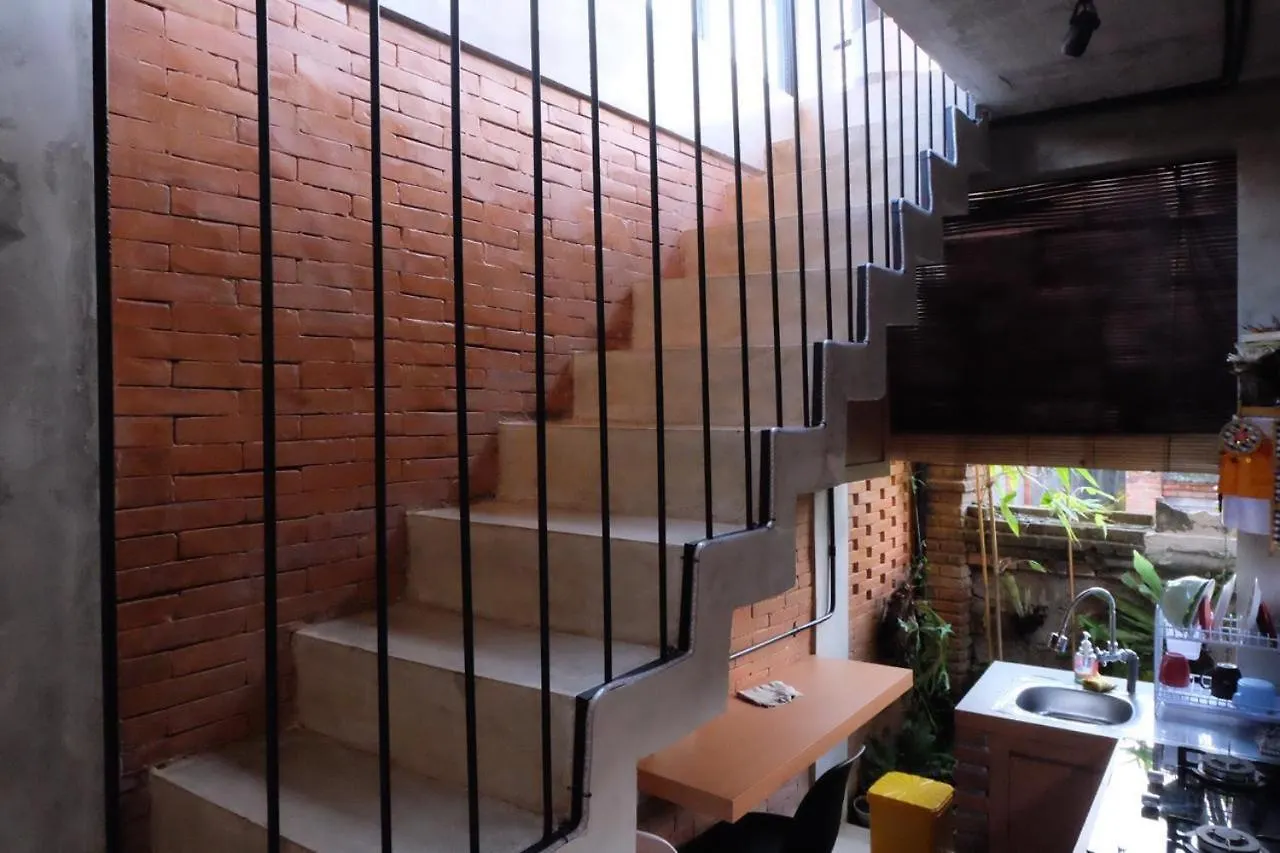 Sunshine Vintage House Hostel Ubud  0*, Ubud (Bali) Indonesia
