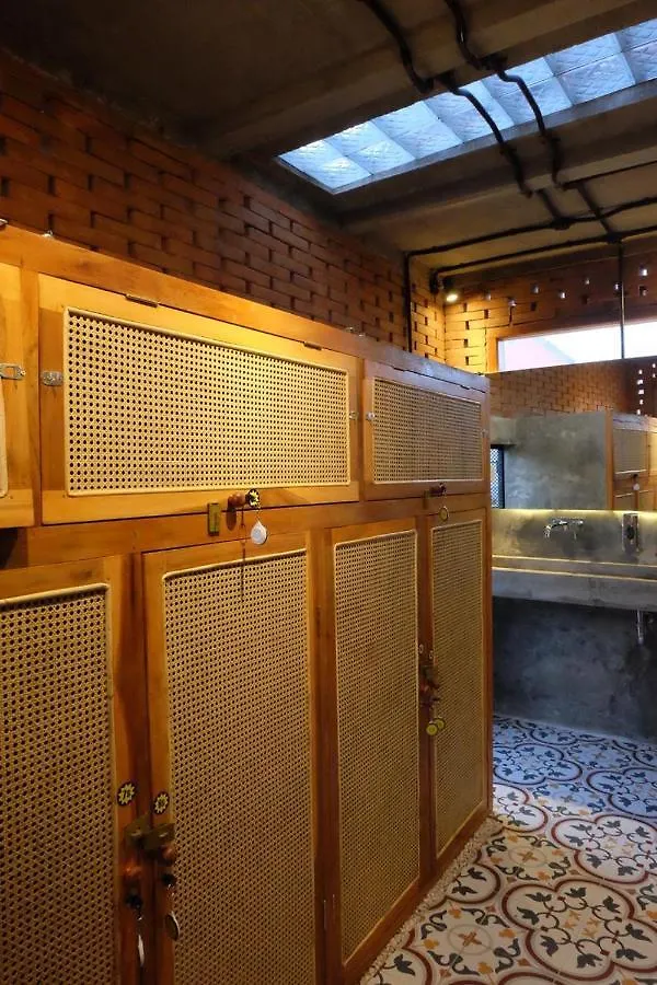 Sunshine Vintage House Hostel Ubud  0*, Ubud (Bali)