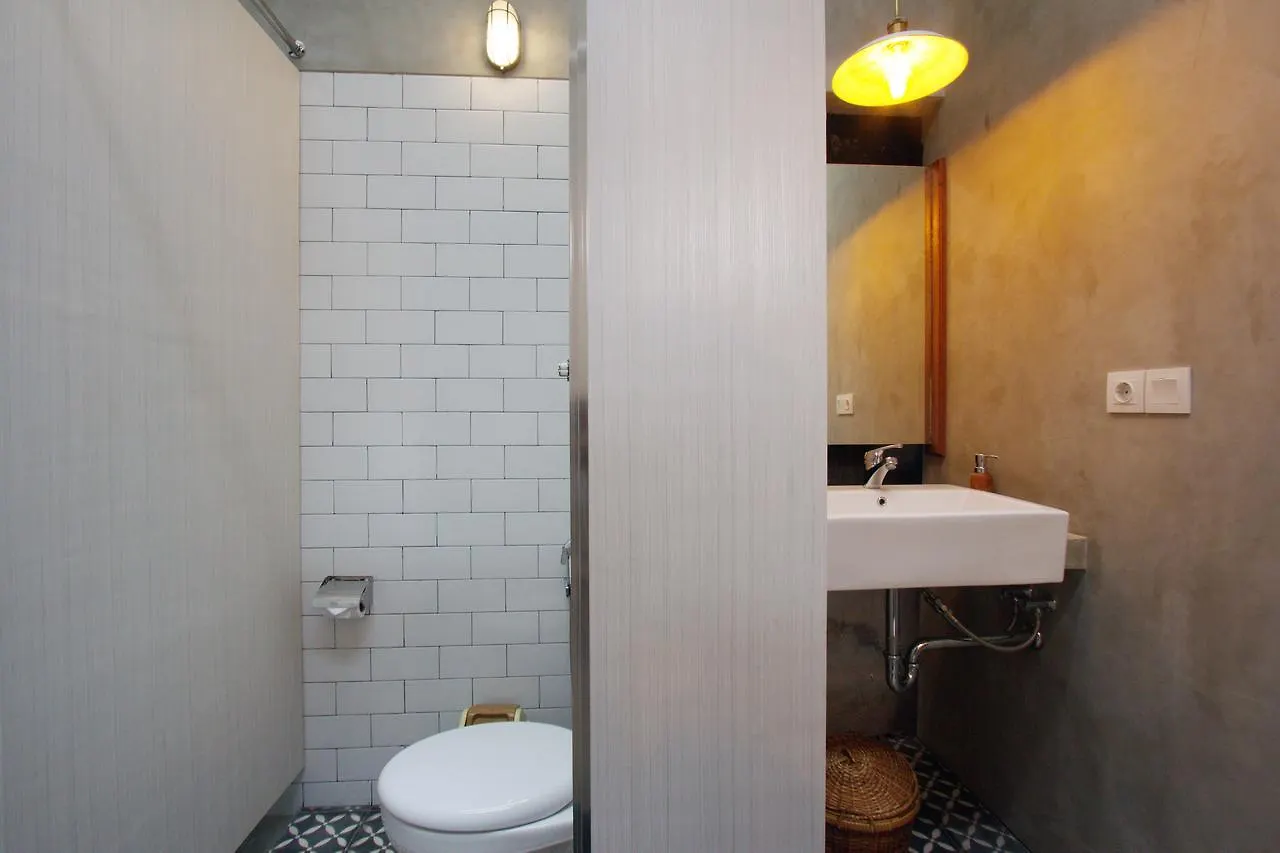 Sunshine Vintage House Hostel Ubud